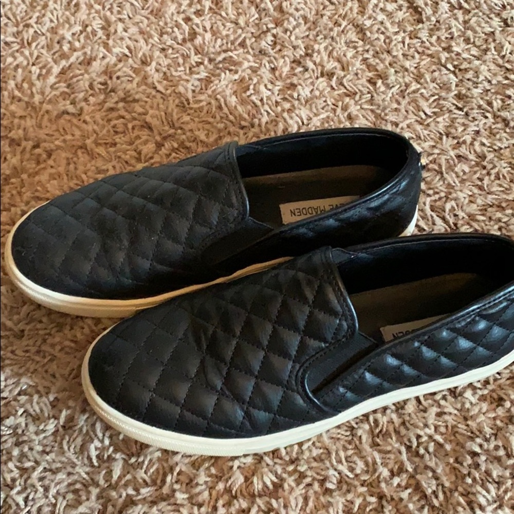 Steve Madden slip on shoes